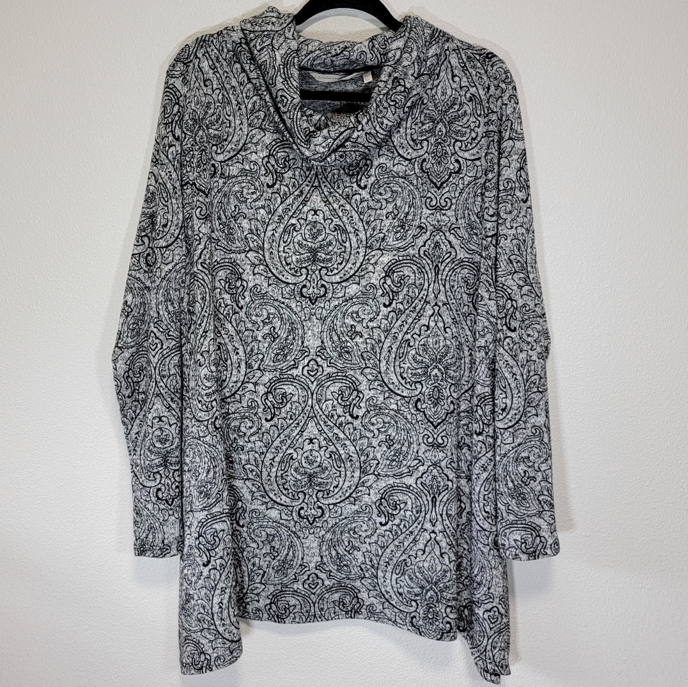 Soft surroundings paisley print long sleeve